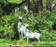 Скульптура оленей в парке Парадиз