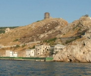 Крепость Чембало, на выходе из бухты