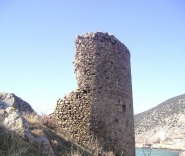 Вековые стены башни