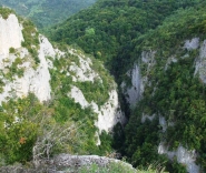 Вид сверху на Большой каньон Крыма