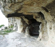 У пещер Челтер-Мармара