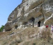 Чуфут-кале, пещеры