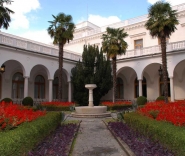 Ливадийский дворец, итальянский дворик