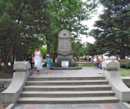 Памятник двухсотлетия Севастополя