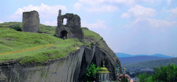Крепость Каламита и Свято-Климентовский монастырь